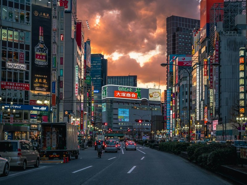 夕方の街並み